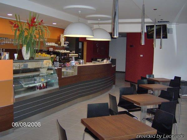 וילורבה Hotel Due Ragni מסעדה תמונה
